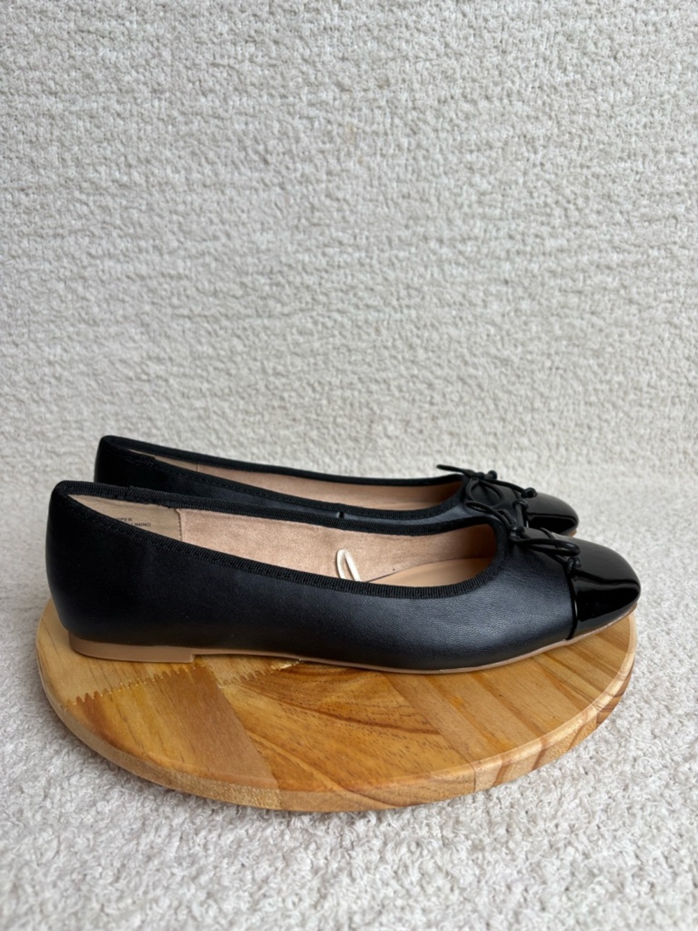 Loft Shoes Womens 7.5M Black Cap Toe Ballet Flats Coquet Bow Slip On Classic